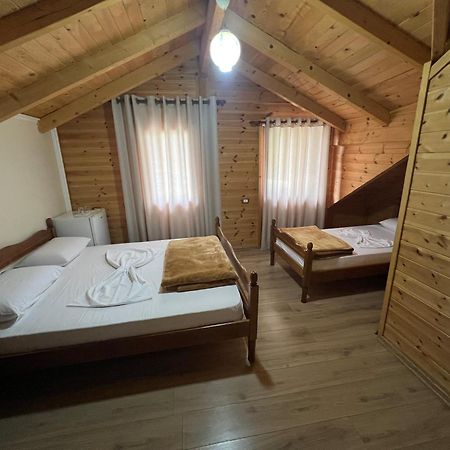 Vila Pepaj Razëm Esterno foto