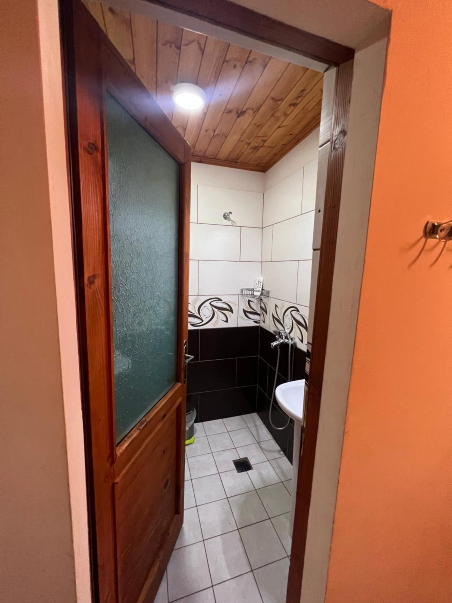 Vila Pepaj Razëm Esterno foto