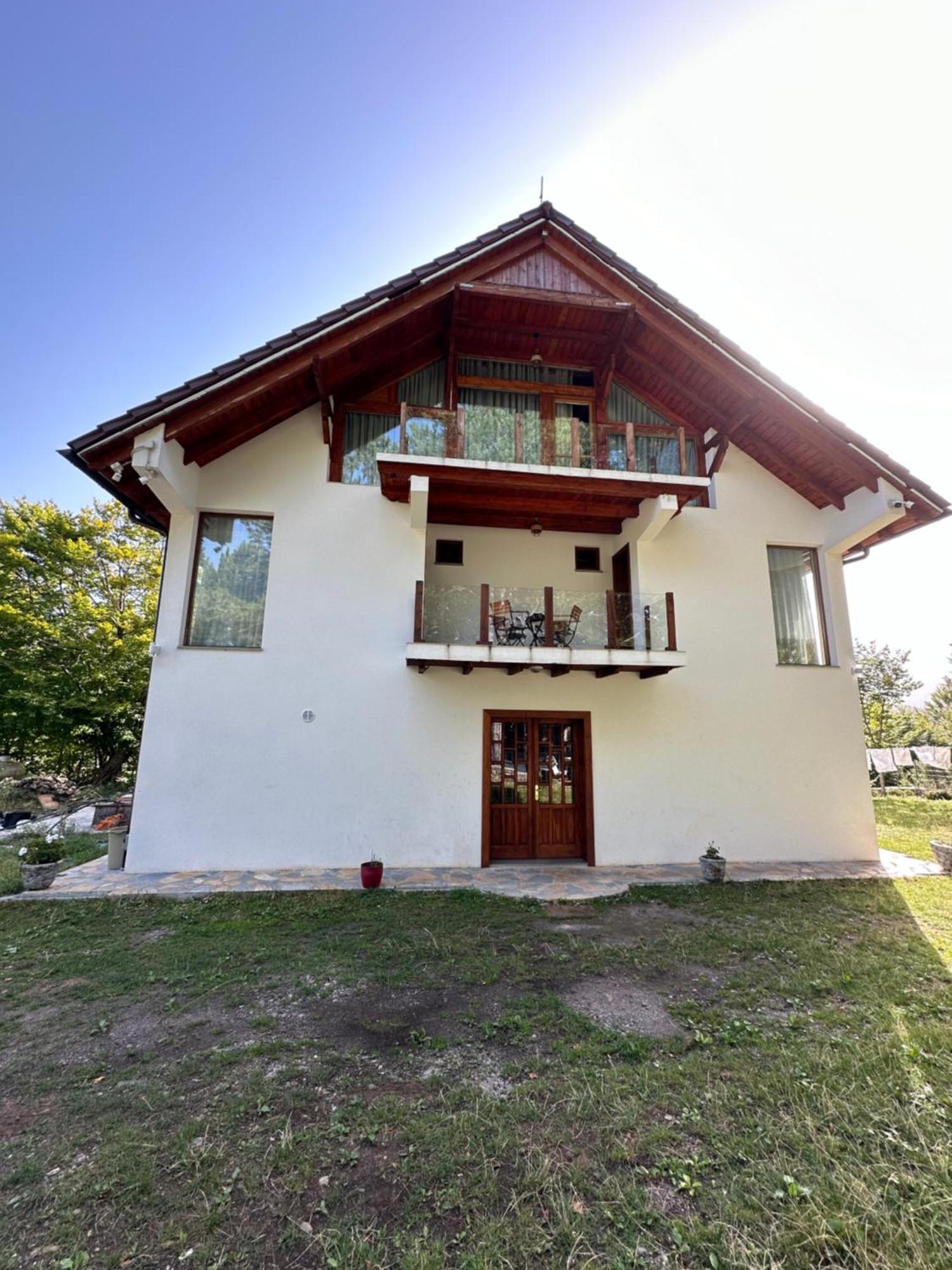 Vila Pepaj Razëm Esterno foto