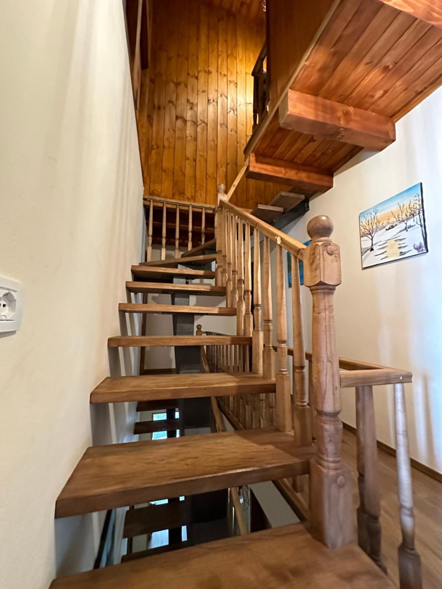 Vila Pepaj Razëm Esterno foto