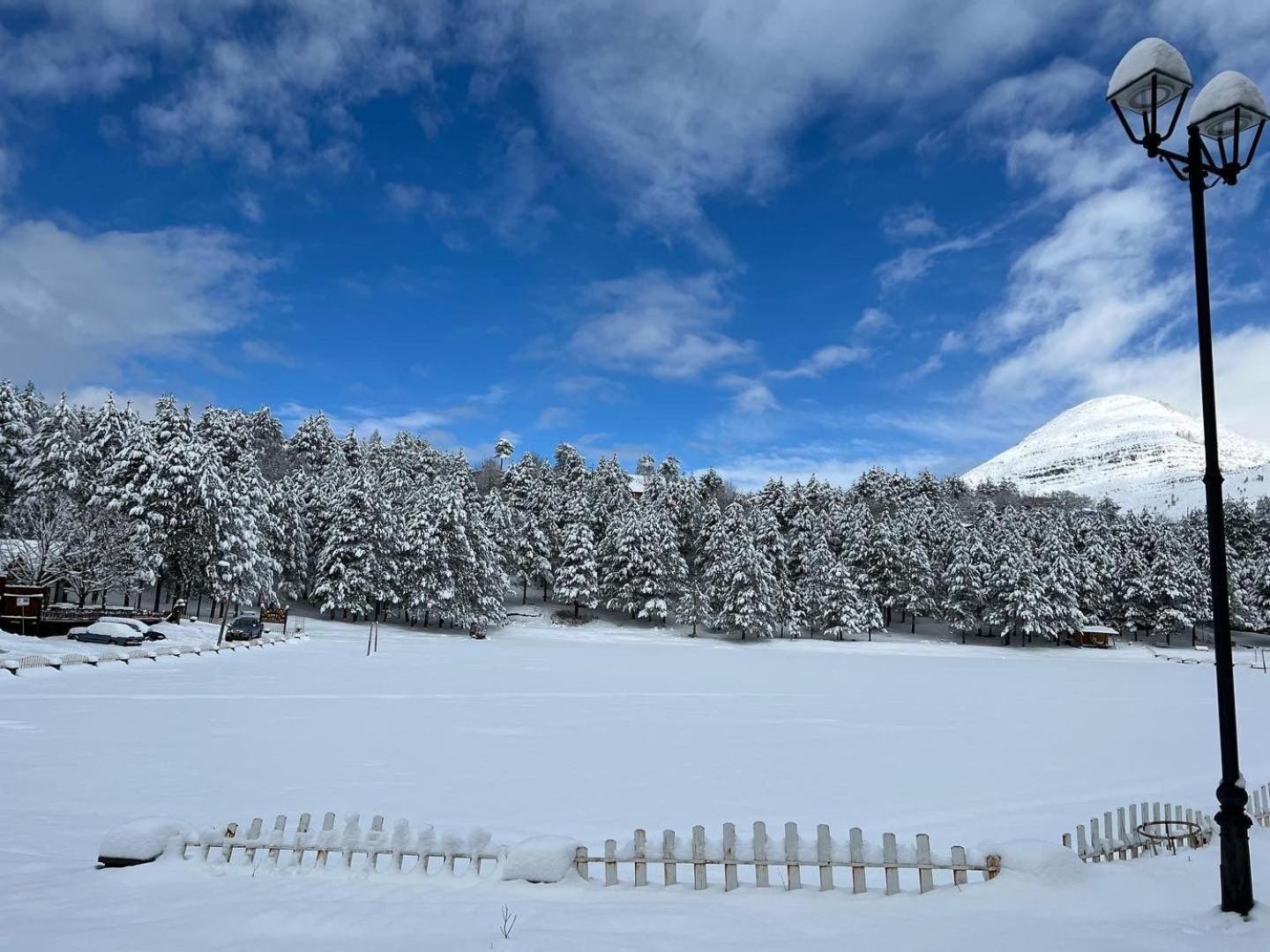 Vila Pepaj Razëm Esterno foto