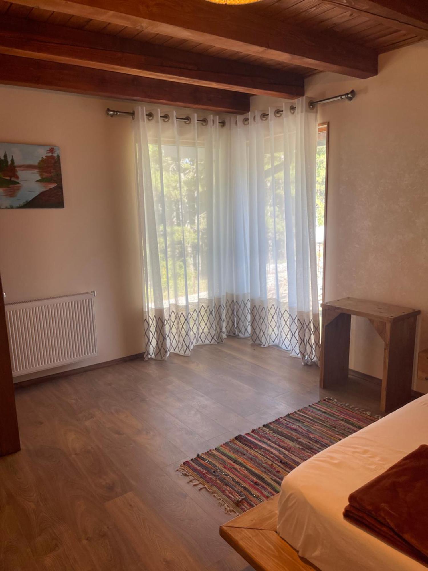 Vila Pepaj Razëm Esterno foto