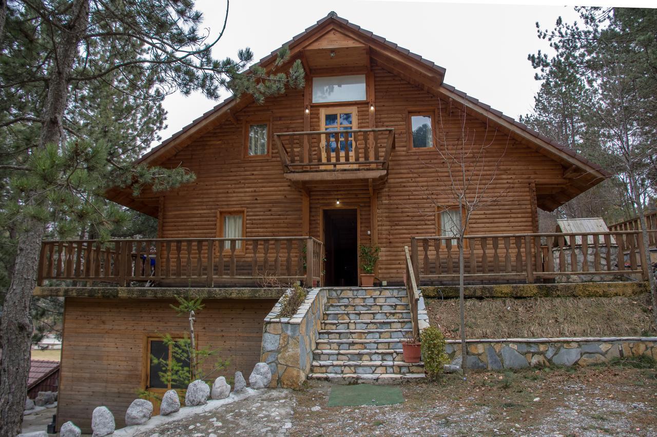 Vila Pepaj Razëm Esterno foto