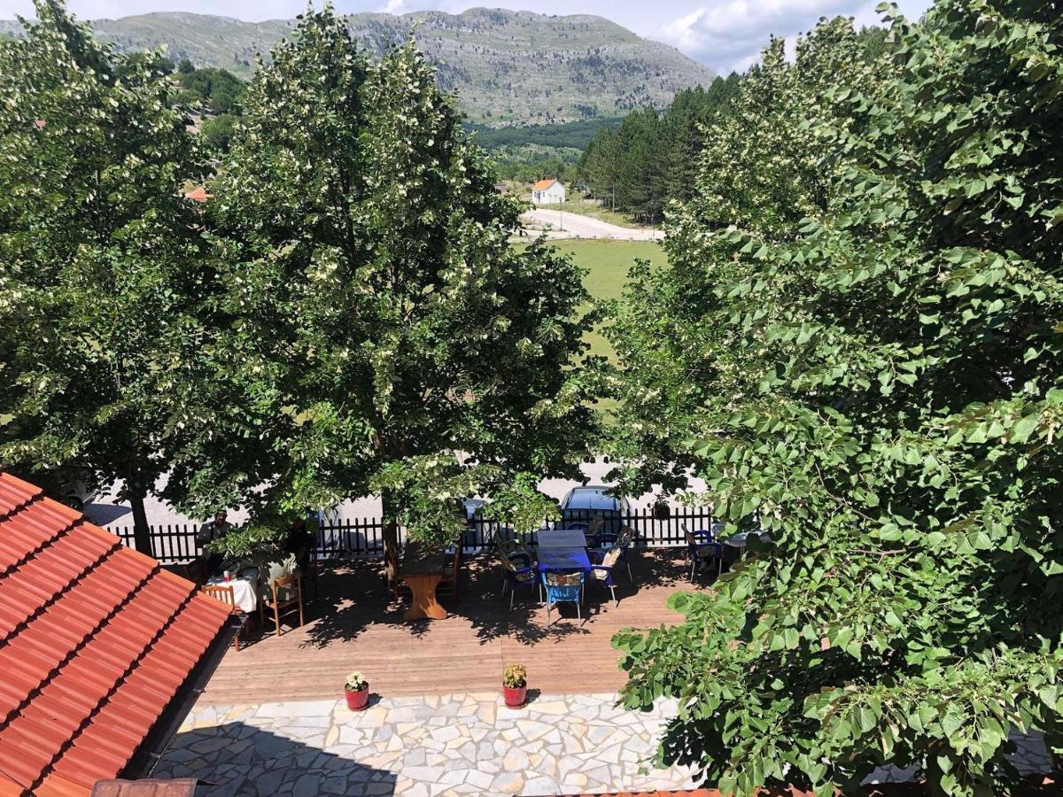 Vila Pepaj Razëm Esterno foto